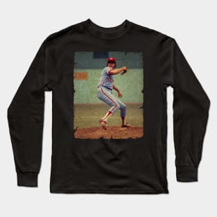 Steve Carlton in Philadelphia Phillies Long Sleeve T-Shirt